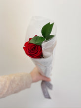 Load image into Gallery viewer, Single Stem Rose