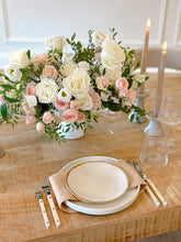 Load image into Gallery viewer, Classic Party Centrepiece - Round