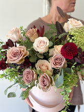 Load image into Gallery viewer, fall toronto flowers