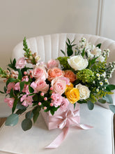 Load image into Gallery viewer, Just So Pretty