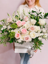 Load image into Gallery viewer, Blushing Blooms