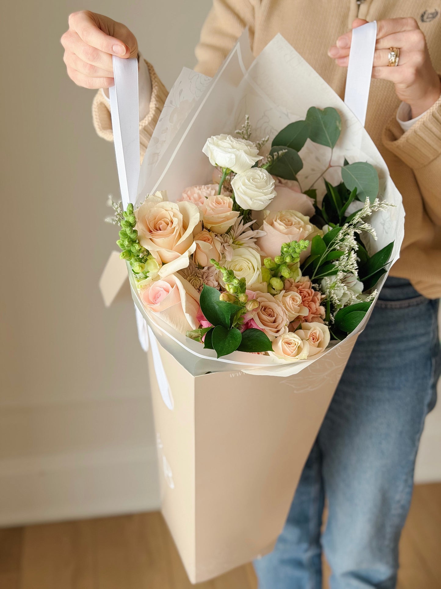 Toronto Flower Delivery: Same-Day Options + Schedule a Future Delivery Date