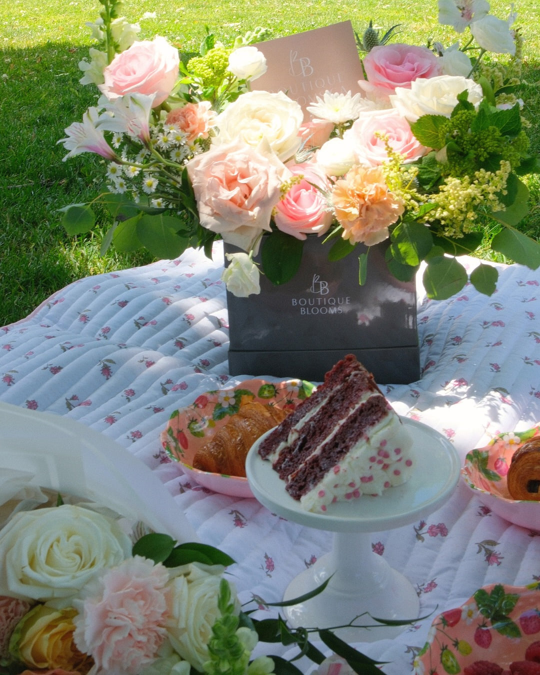 How to Style Your Home with Fresh Flowers This Summer