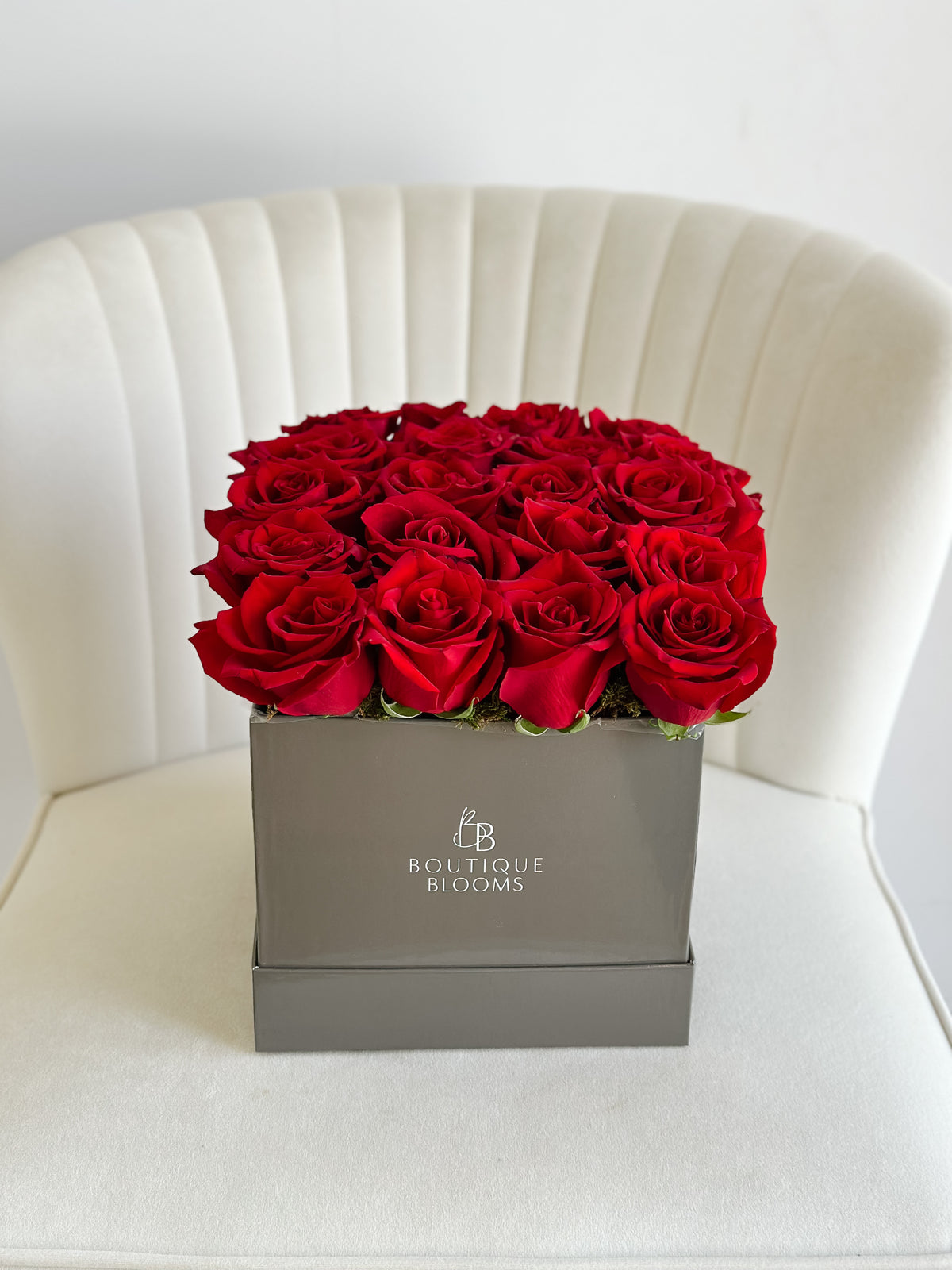 Small Red Roses Box Classic Red Rose Box – Boutique Blooms