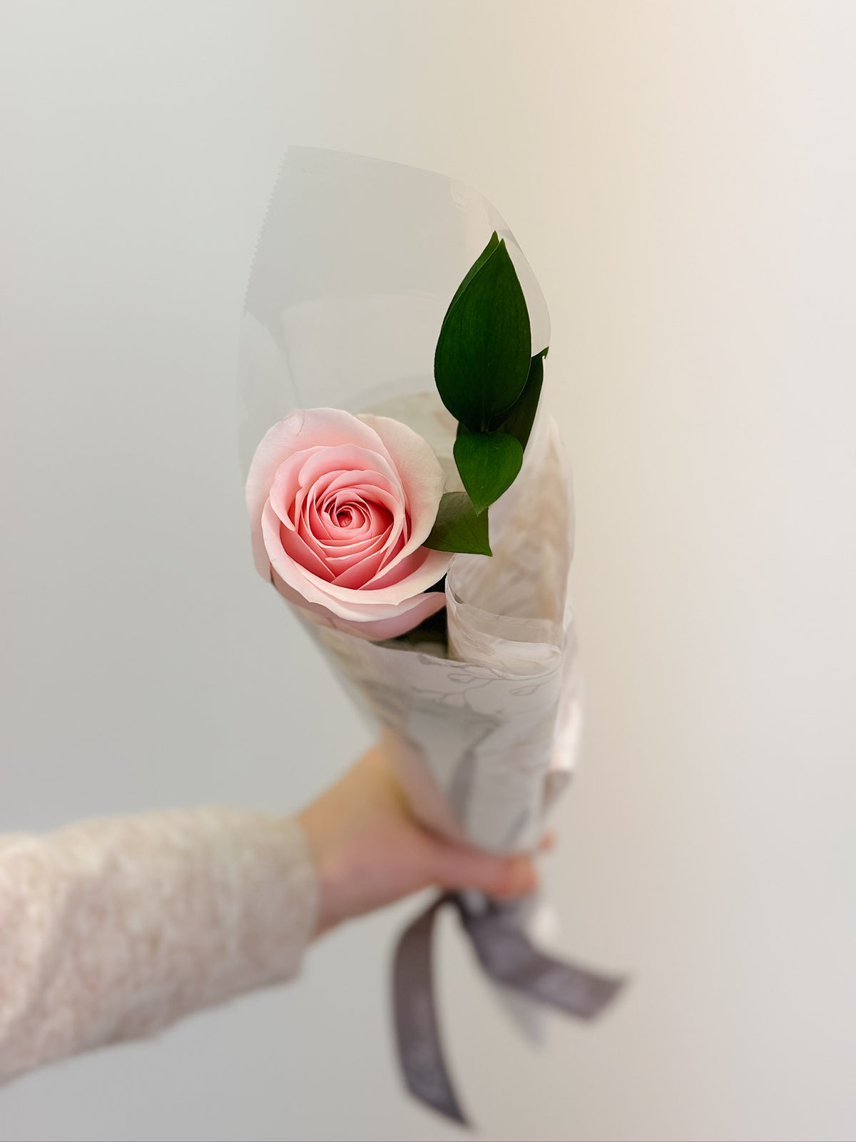 Single Stem Roses Single Stem Rose | Toronto Flower Delivery | Boutique Blooms