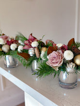 Load image into Gallery viewer, Tinsel Trio Centrepieces
