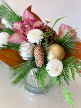 Load image into Gallery viewer, Tinsel Trio Centrepieces
