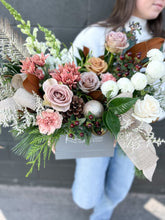 Load image into Gallery viewer, Winter Designer&#39;s Choice - Signature Grey
