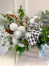 Load image into Gallery viewer, Farmhouse Fresh
